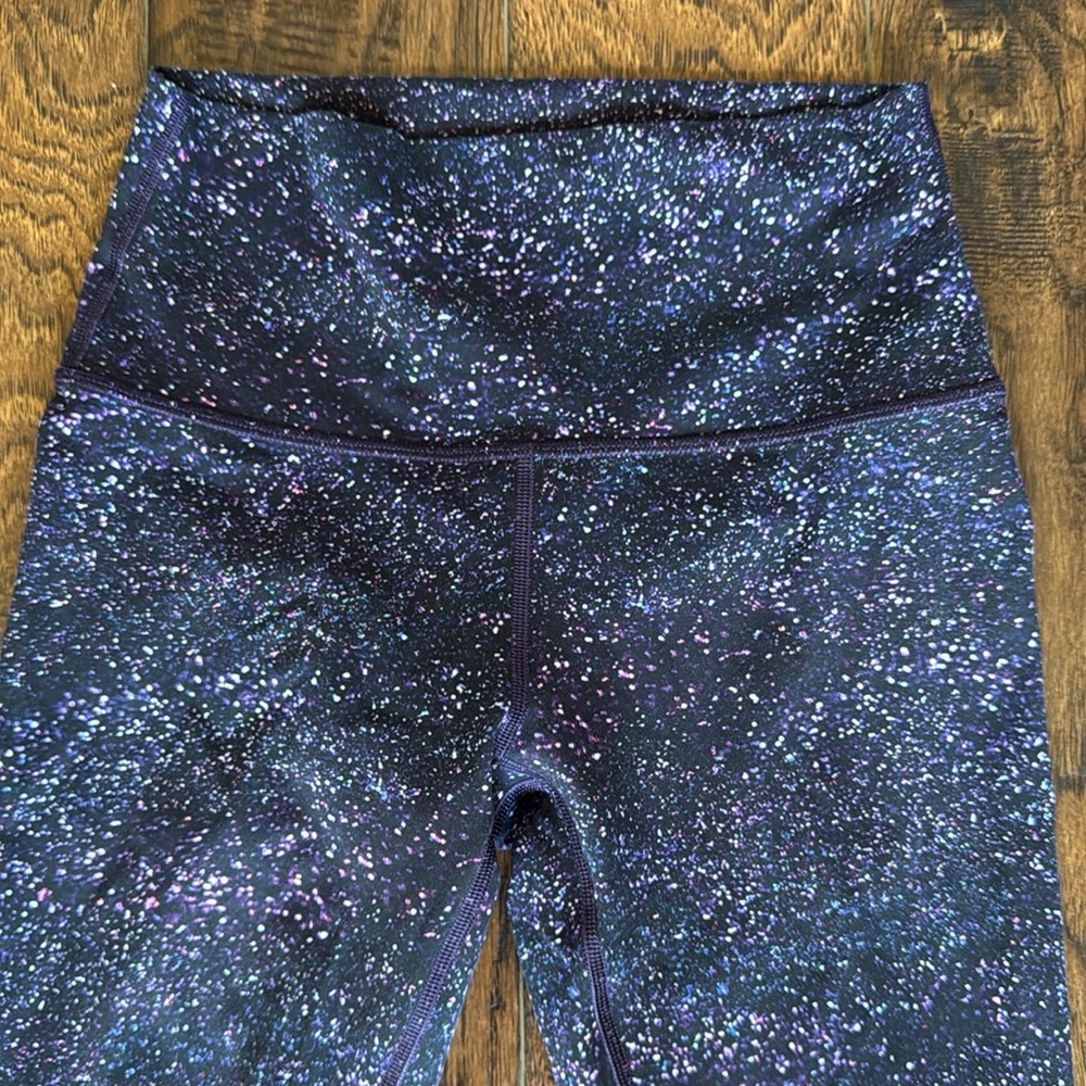 Lululemon Wunder Under high rise leggings, size 4 - Picture 8 of 11
